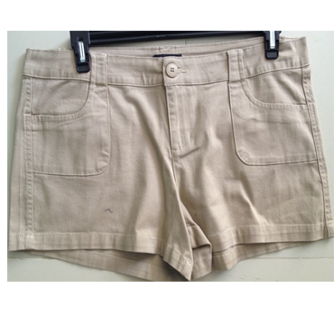 short-pants white